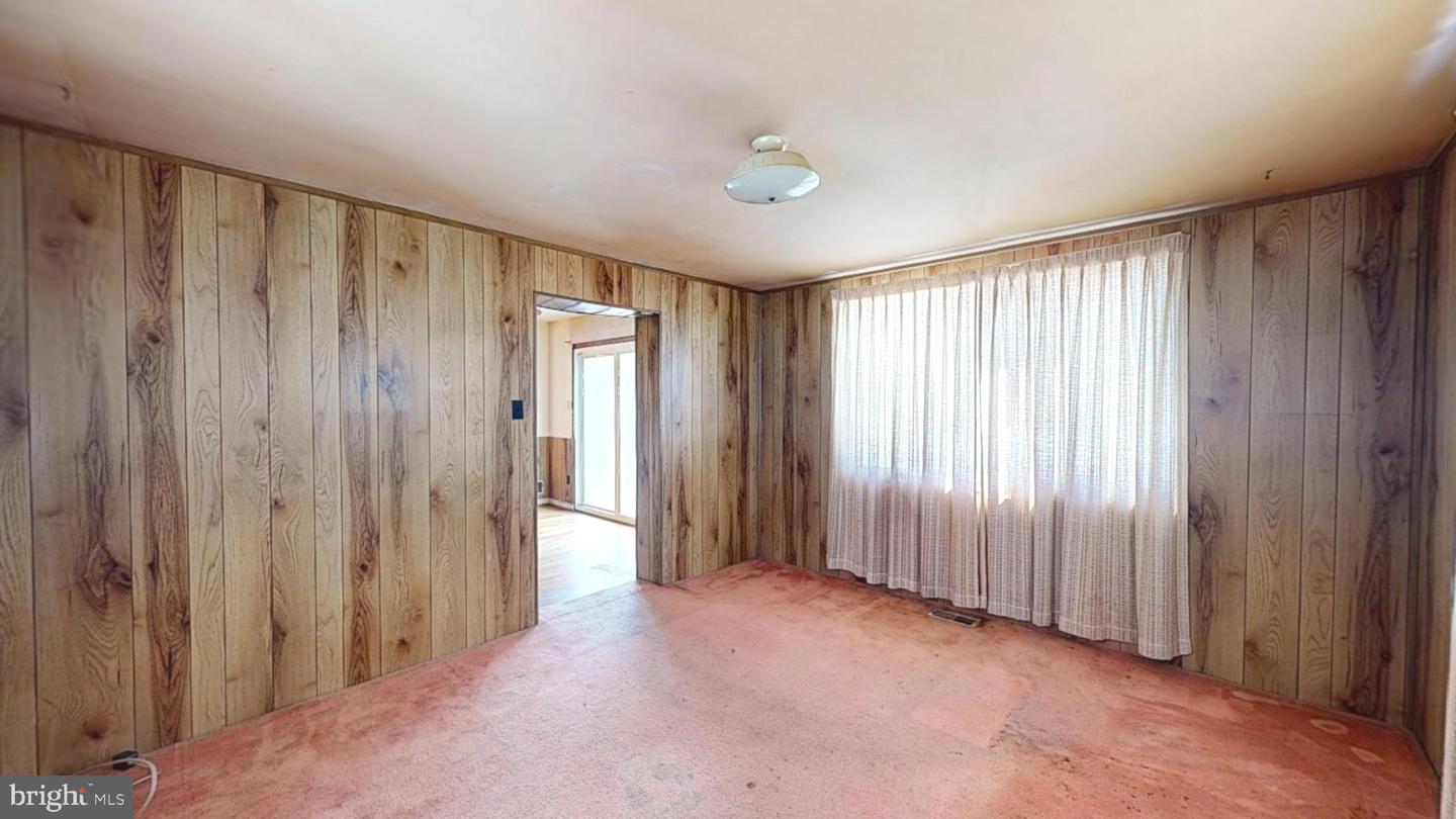 8624 PARLIAMENT DR, SPRINGFIELD, Virginia 22151, 4 Bedrooms Bedrooms, ,2 BathroomsBathrooms,Residential,For sale,8624 PARLIAMENT DR,VAFX2262814 MLS # VAFX2262814