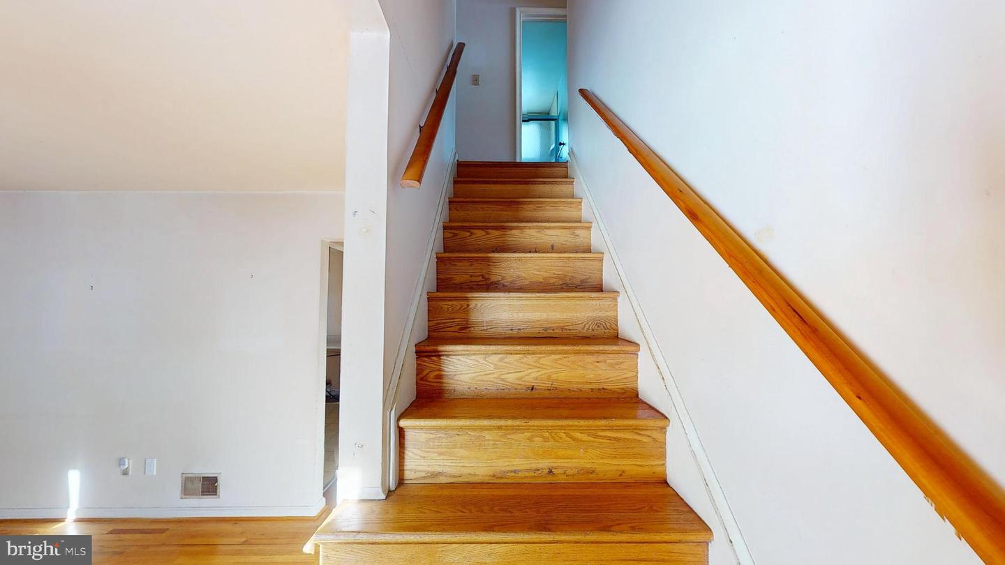 8624 PARLIAMENT DR, SPRINGFIELD, Virginia 22151, 4 Bedrooms Bedrooms, ,2 BathroomsBathrooms,Residential,For sale,8624 PARLIAMENT DR,VAFX2262814 MLS # VAFX2262814