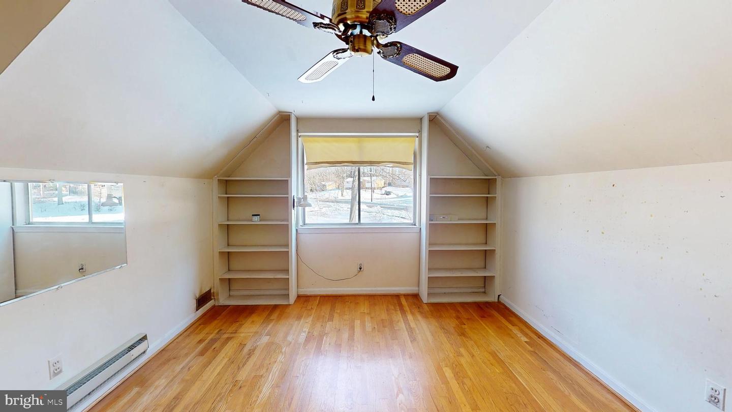 8624 PARLIAMENT DR, SPRINGFIELD, Virginia 22151, 4 Bedrooms Bedrooms, ,2 BathroomsBathrooms,Residential,For sale,8624 PARLIAMENT DR,VAFX2262814 MLS # VAFX2262814