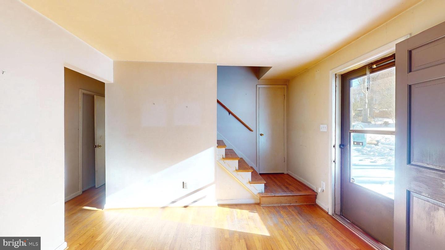 8624 PARLIAMENT DR, SPRINGFIELD, Virginia 22151, 4 Bedrooms Bedrooms, ,2 BathroomsBathrooms,Residential,For sale,8624 PARLIAMENT DR,VAFX2262814 MLS # VAFX2262814