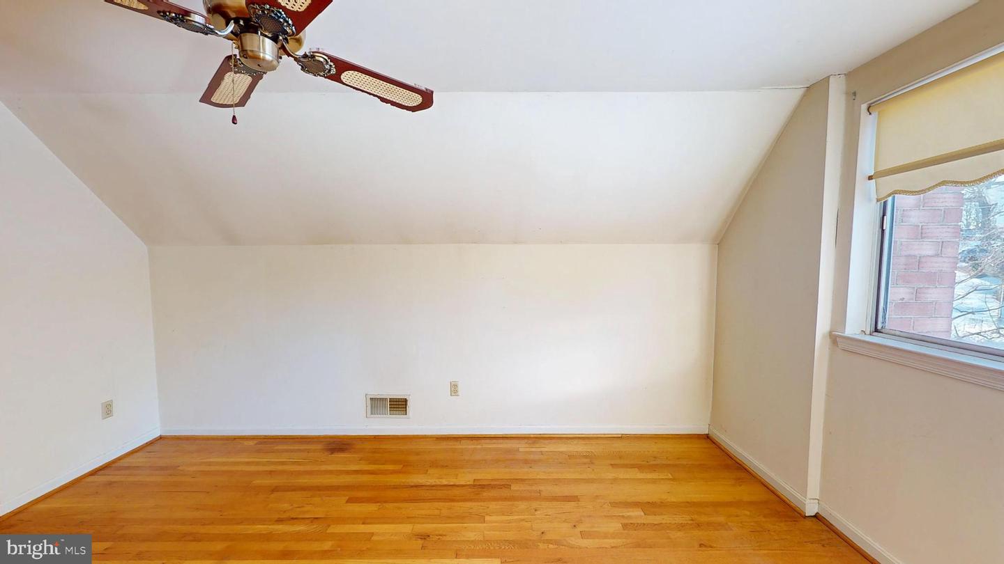 8624 PARLIAMENT DR, SPRINGFIELD, Virginia 22151, 4 Bedrooms Bedrooms, ,2 BathroomsBathrooms,Residential,For sale,8624 PARLIAMENT DR,VAFX2262814 MLS # VAFX2262814