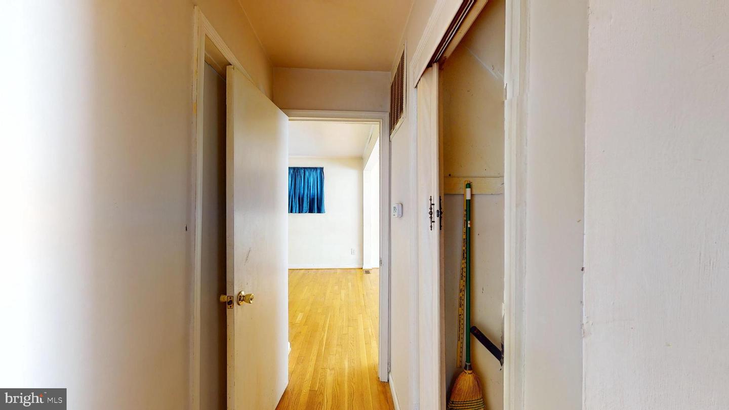 8624 PARLIAMENT DR, SPRINGFIELD, Virginia 22151, 4 Bedrooms Bedrooms, ,2 BathroomsBathrooms,Residential,For sale,8624 PARLIAMENT DR,VAFX2262814 MLS # VAFX2262814