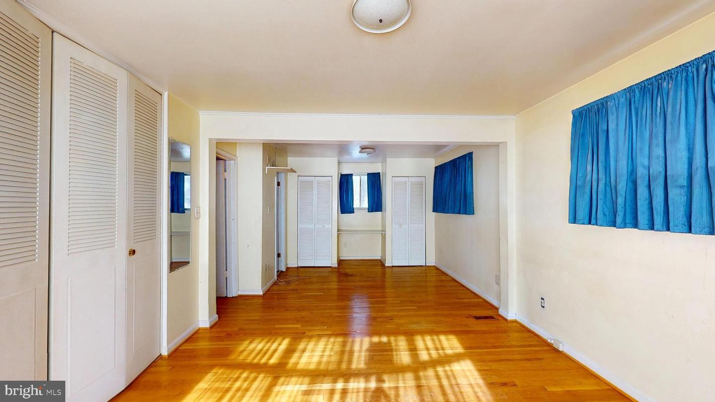 8624 PARLIAMENT DR, SPRINGFIELD, Virginia 22151, 4 Bedrooms Bedrooms, ,2 BathroomsBathrooms,Residential,For sale,8624 PARLIAMENT DR,VAFX2262814 MLS # VAFX2262814