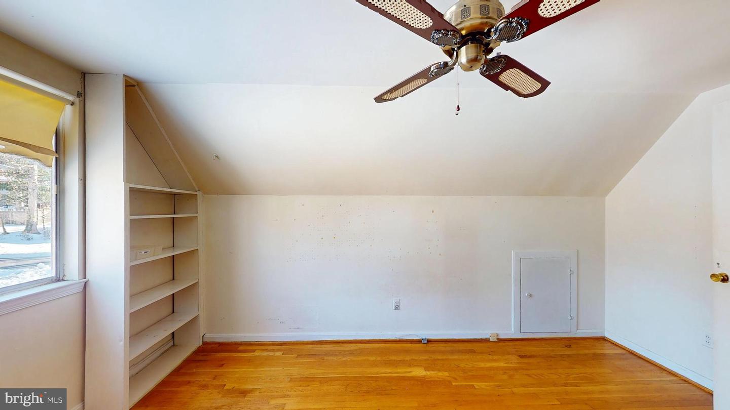 8624 PARLIAMENT DR, SPRINGFIELD, Virginia 22151, 4 Bedrooms Bedrooms, ,2 BathroomsBathrooms,Residential,For sale,8624 PARLIAMENT DR,VAFX2262814 MLS # VAFX2262814