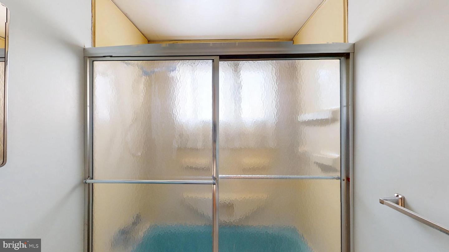 8624 PARLIAMENT DR, SPRINGFIELD, Virginia 22151, 4 Bedrooms Bedrooms, ,2 BathroomsBathrooms,Residential,For sale,8624 PARLIAMENT DR,VAFX2262814 MLS # VAFX2262814