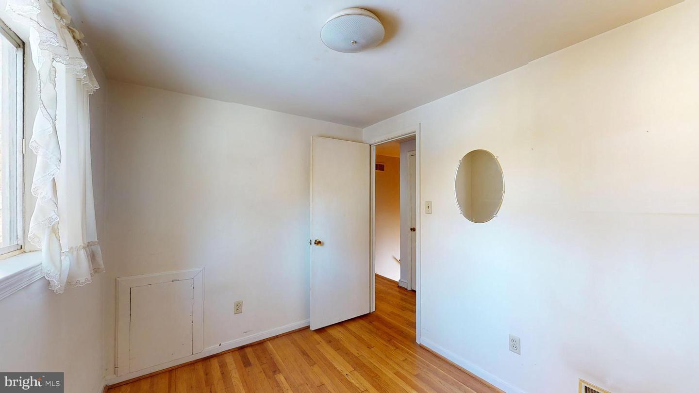 8624 PARLIAMENT DR, SPRINGFIELD, Virginia 22151, 4 Bedrooms Bedrooms, ,2 BathroomsBathrooms,Residential,For sale,8624 PARLIAMENT DR,VAFX2262814 MLS # VAFX2262814