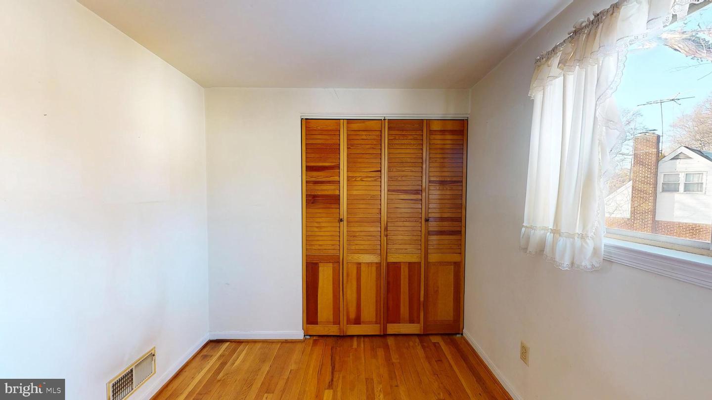 8624 PARLIAMENT DR, SPRINGFIELD, Virginia 22151, 4 Bedrooms Bedrooms, ,2 BathroomsBathrooms,Residential,For sale,8624 PARLIAMENT DR,VAFX2262814 MLS # VAFX2262814