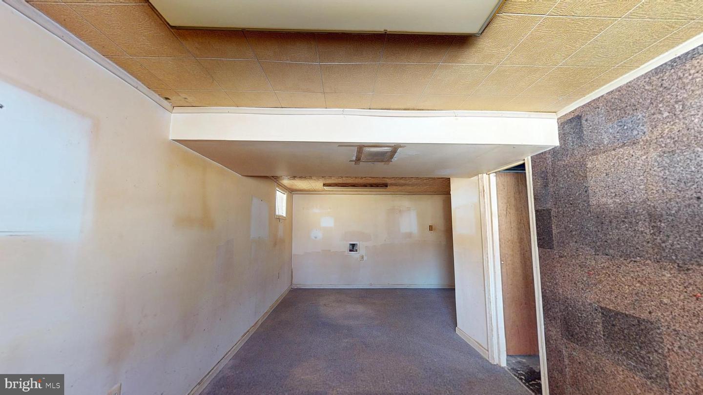 8624 PARLIAMENT DR, SPRINGFIELD, Virginia 22151, 4 Bedrooms Bedrooms, ,2 BathroomsBathrooms,Residential,For sale,8624 PARLIAMENT DR,VAFX2262814 MLS # VAFX2262814