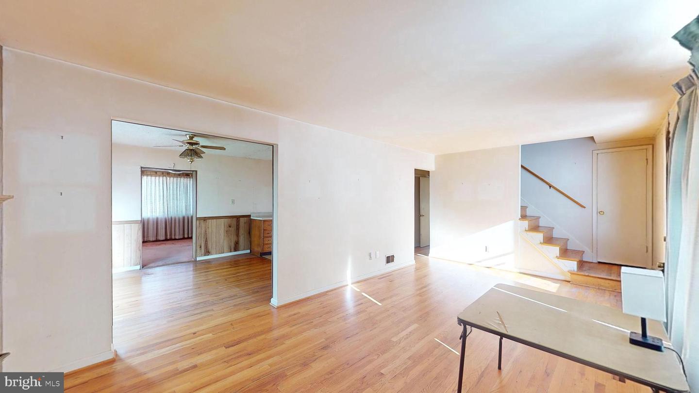 8624 PARLIAMENT DR, SPRINGFIELD, Virginia 22151, 4 Bedrooms Bedrooms, ,2 BathroomsBathrooms,Residential,For sale,8624 PARLIAMENT DR,VAFX2262814 MLS # VAFX2262814