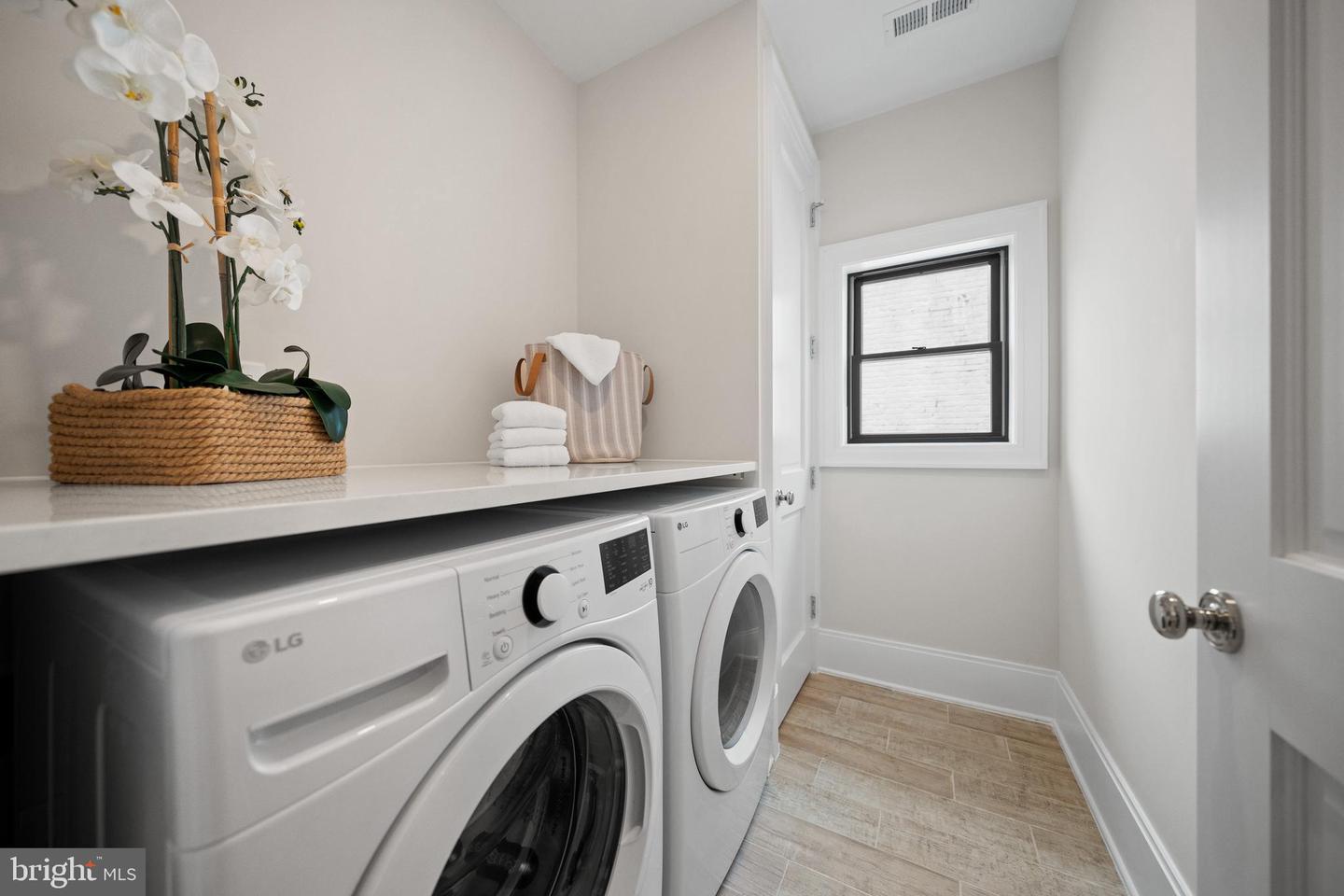 3639 ALTON PL NW, WASHINGTON, District Of Columbia 20008, 4 Bedrooms Bedrooms, ,4 BathroomsBathrooms,Residential,For sale,3639 ALTON PL NW,DCDC2222842 MLS # DCDC2222842 3639 ALTON PL NW, WASHINGTON, District Of Columbia 20008, 4 Bedrooms Bedrooms, ,4 BathroomsBathrooms,Residential,For sale,3639 ALTON PL NW,DCDC2222842 MLS # DCDC2222842