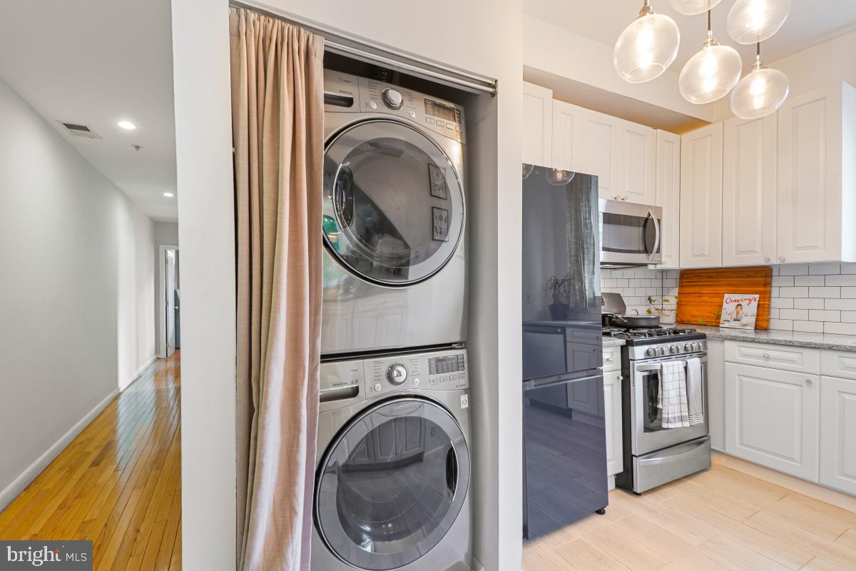 1458 FAIRMONT ST NW #2, WASHINGTON, District Of Columbia 20009, 2 Bedrooms Bedrooms, ,1 BathroomBathrooms,Residential,For sale,1458 FAIRMONT ST NW #2,DCDC2230778 MLS # DCDC2230778 1458 FAIRMONT ST NW #2, WASHINGTON, District Of Columbia 20009, 2 Bedrooms Bedrooms, ,1 BathroomBathrooms,Residential,For sale,1458 FAIRMONT ST NW #2,DCDC2230778 MLS # DCDC2230778