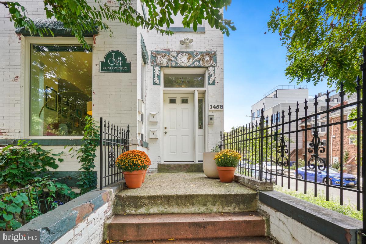 1458 FAIRMONT ST NW #2, WASHINGTON, District Of Columbia 20009, 2 Bedrooms Bedrooms, ,1 BathroomBathrooms,Residential,For sale,1458 FAIRMONT ST NW #2,DCDC2230778 MLS # DCDC2230778 1458 FAIRMONT ST NW #2, WASHINGTON, District Of Columbia 20009, 2 Bedrooms Bedrooms, ,1 BathroomBathrooms,Residential,For sale,1458 FAIRMONT ST NW #2,DCDC2230778 MLS # DCDC2230778
