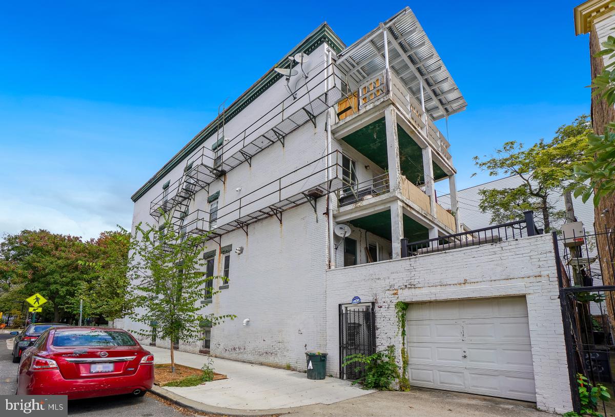 1458 FAIRMONT ST NW #2, WASHINGTON, District Of Columbia 20009, 2 Bedrooms Bedrooms, ,1 BathroomBathrooms,Residential,For sale,1458 FAIRMONT ST NW #2,DCDC2230778 MLS # DCDC2230778 1458 FAIRMONT ST NW #2, WASHINGTON, District Of Columbia 20009, 2 Bedrooms Bedrooms, ,1 BathroomBathrooms,Residential,For sale,1458 FAIRMONT ST NW #2,DCDC2230778 MLS # DCDC2230778