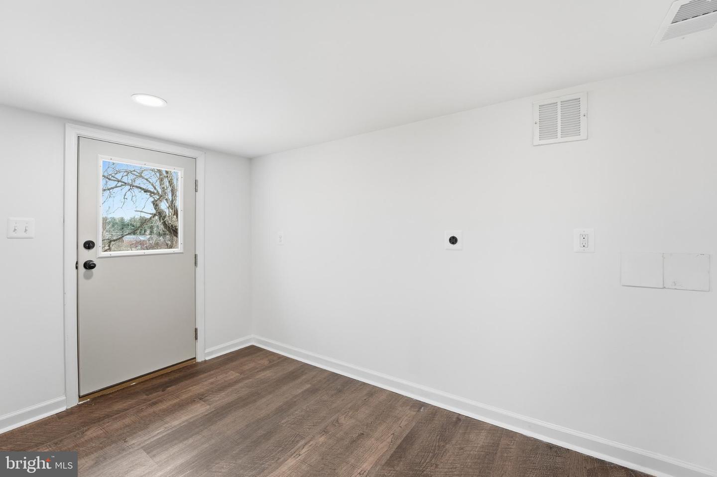 399 SHELBY RD, MADISON, Virginia 22727, 3 Bedrooms Bedrooms, 5 Rooms Rooms,2 BathroomsBathrooms,Residential,For sale,399 SHELBY RD,VAMA2002540 MLS # VAMA2002540