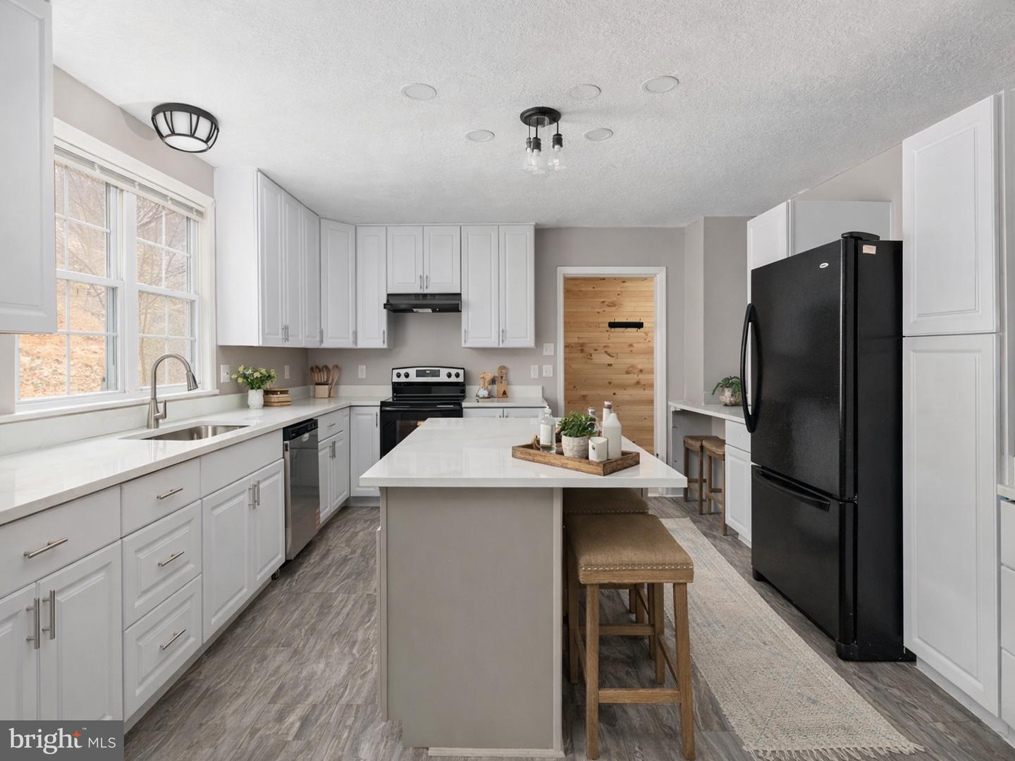 503 POMEROY, FRONT ROYAL, Virginia 22630, 3 Bedrooms Bedrooms, ,2 BathroomsBathrooms,Residential,For sale,503 POMEROY,VAWR2012990 MLS # VAWR2012990