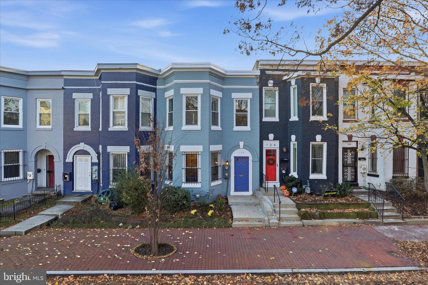 122 BATES ST NW, WASHINGTON, District Of Columbia 20001, 4 Bedrooms Bedrooms, 6 Rooms Rooms,2 BathroomsBathrooms,Residential,For sale,122 BATES ST NW,DCDC2235864 MLS # DCDC2235864