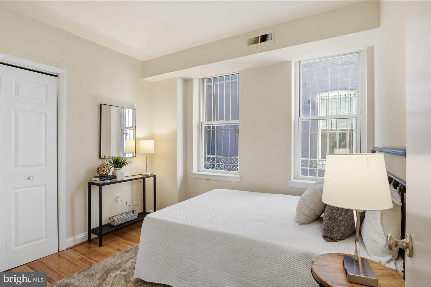 122 BATES ST NW, WASHINGTON, District Of Columbia 20001, 4 Bedrooms Bedrooms, 6 Rooms Rooms,2 BathroomsBathrooms,Residential,For sale,122 BATES ST NW,DCDC2235864 MLS # DCDC2235864