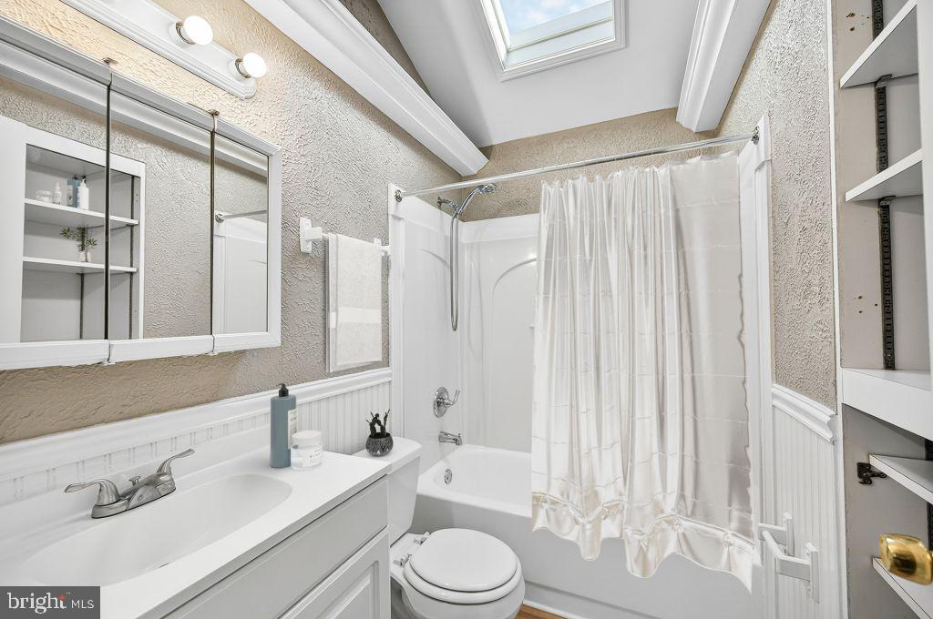 9503 DAMASCUS DR, MANASSAS, Virginia 20109, 4 Bedrooms Bedrooms, ,2 BathroomsBathrooms,Residential,For sale,9503 DAMASCUS DR,VAPW2110434 MLS # VAPW2110434