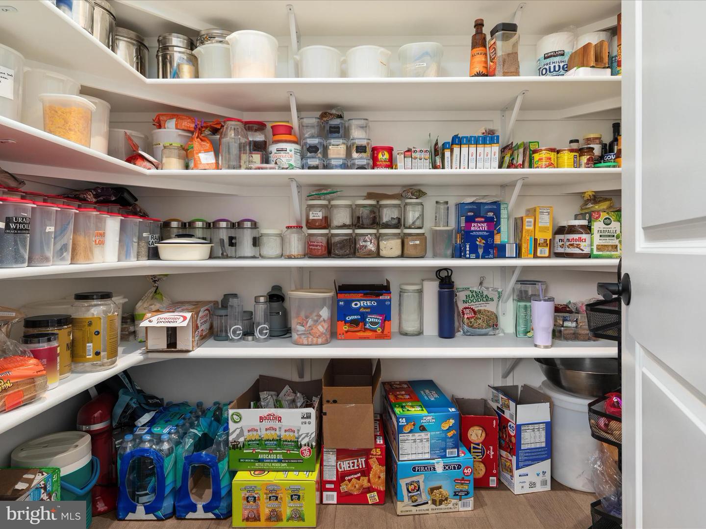 3557 ORCHID POND WAY, OAKTON, Virginia 22124, 6 Bedrooms Bedrooms, ,5 BathroomsBathrooms,Residential,For sale,3557 ORCHID POND WAY,VAFX2286426 MLS # VAFX2286426 3557 ORCHID POND WAY, OAKTON, Virginia 22124, 6 Bedrooms Bedrooms, ,5 BathroomsBathrooms,Residential,For sale,3557 ORCHID POND WAY,VAFX2286426 MLS # VAFX2286426