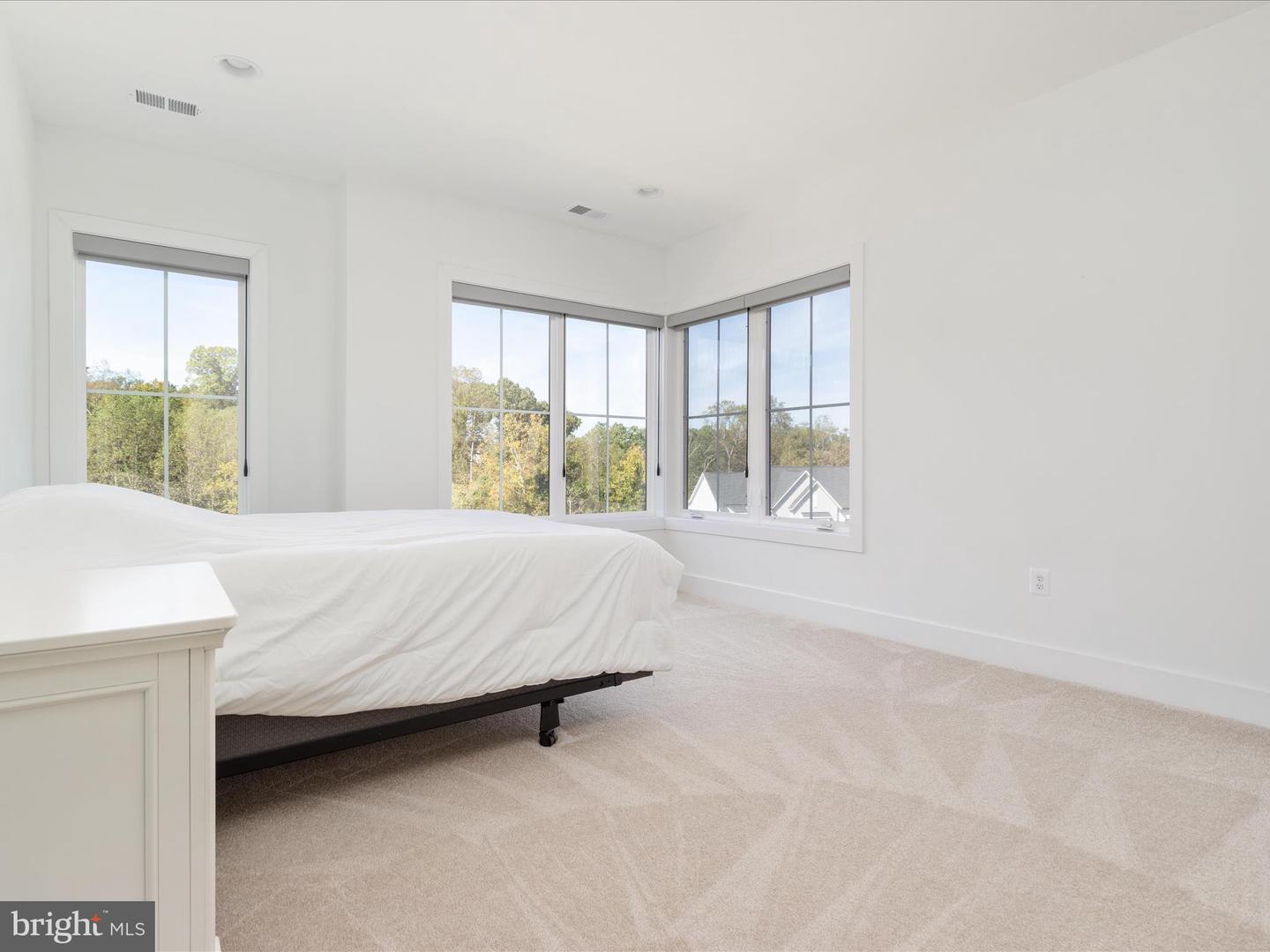 3557 ORCHID POND WAY, OAKTON, Virginia 22124, 6 Bedrooms Bedrooms, ,5 BathroomsBathrooms,Residential,For sale,3557 ORCHID POND WAY,VAFX2286426 MLS # VAFX2286426 3557 ORCHID POND WAY, OAKTON, Virginia 22124, 6 Bedrooms Bedrooms, ,5 BathroomsBathrooms,Residential,For sale,3557 ORCHID POND WAY,VAFX2286426 MLS # VAFX2286426