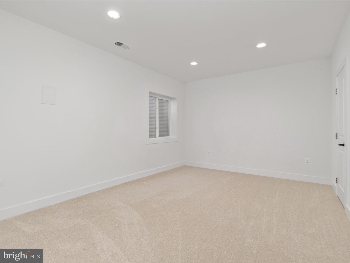 3557 ORCHID POND WAY, OAKTON, Virginia 22124, 6 Bedrooms Bedrooms, ,5 BathroomsBathrooms,Residential,For sale,3557 ORCHID POND WAY,VAFX2286426 MLS # VAFX2286426 3557 ORCHID POND WAY, OAKTON, Virginia 22124, 6 Bedrooms Bedrooms, ,5 BathroomsBathrooms,Residential,For sale,3557 ORCHID POND WAY,VAFX2286426 MLS # VAFX2286426