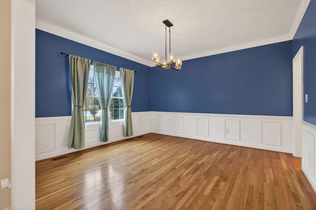 104 PELHAM WOODS CIR, WAYNESBORO, Virginia 22980, 5 Bedrooms Bedrooms, ,3 BathroomsBathrooms,Residential,104 PELHAM WOODS CIR,673644 MLS # 673644