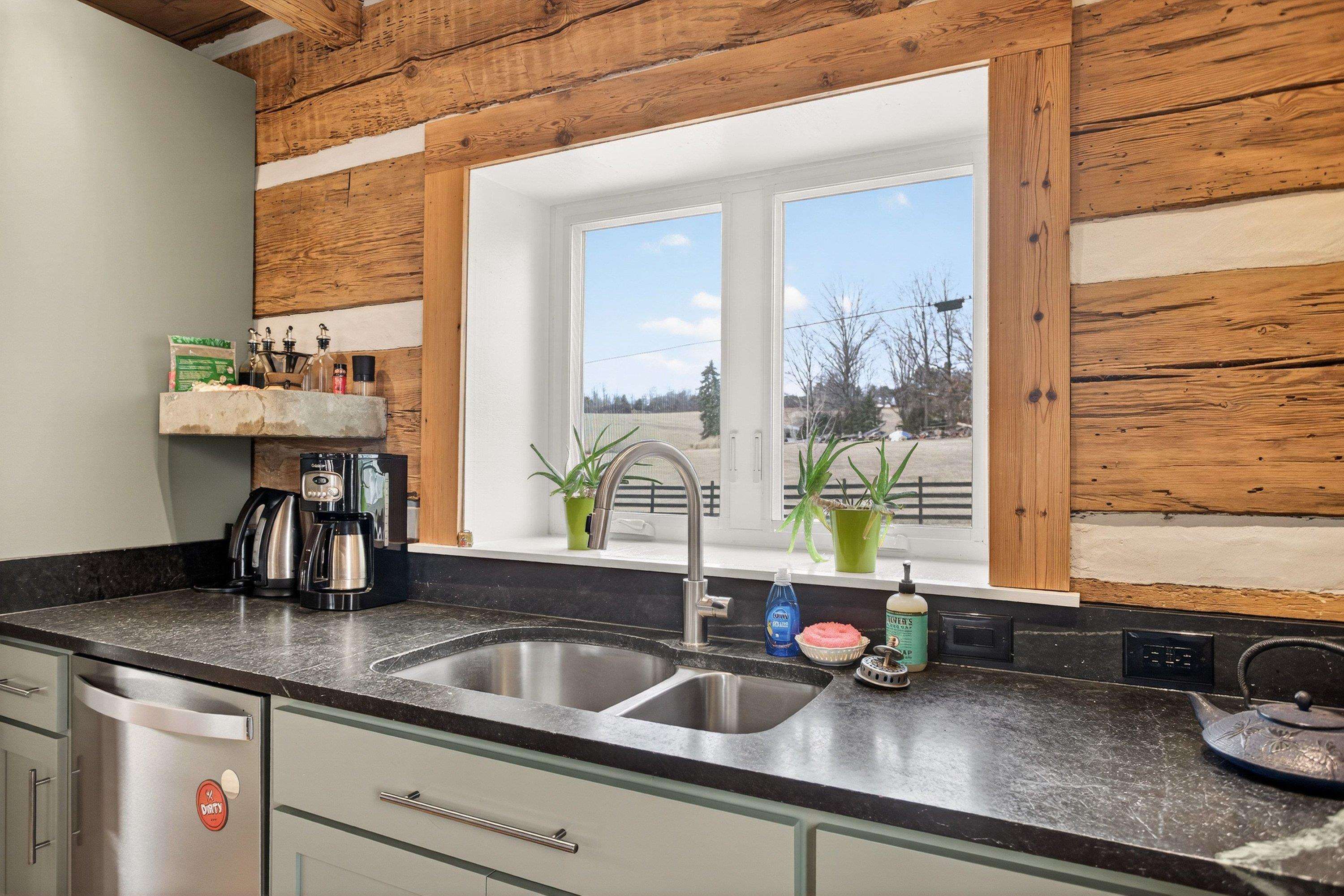 2862 OSCEOLA SPRINGS RD, ROCKINGHAM, Virginia 22801, 3 Bedrooms Bedrooms, ,2 BathroomsBathrooms,Residential,2862 OSCEOLA SPRINGS RD,673651 MLS # 673651