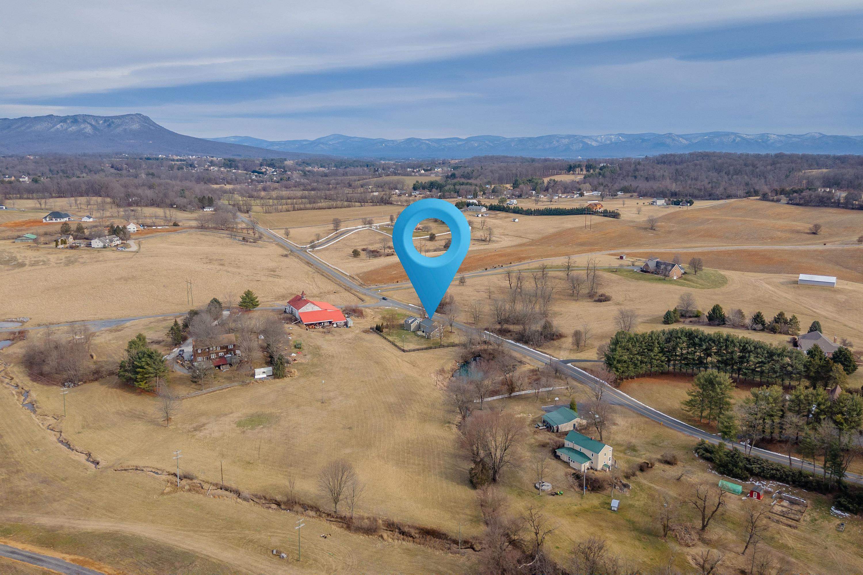 2862 OSCEOLA SPRINGS RD, ROCKINGHAM, Virginia 22801, 3 Bedrooms Bedrooms, ,2 BathroomsBathrooms,Residential,2862 OSCEOLA SPRINGS RD,673651 MLS # 673651