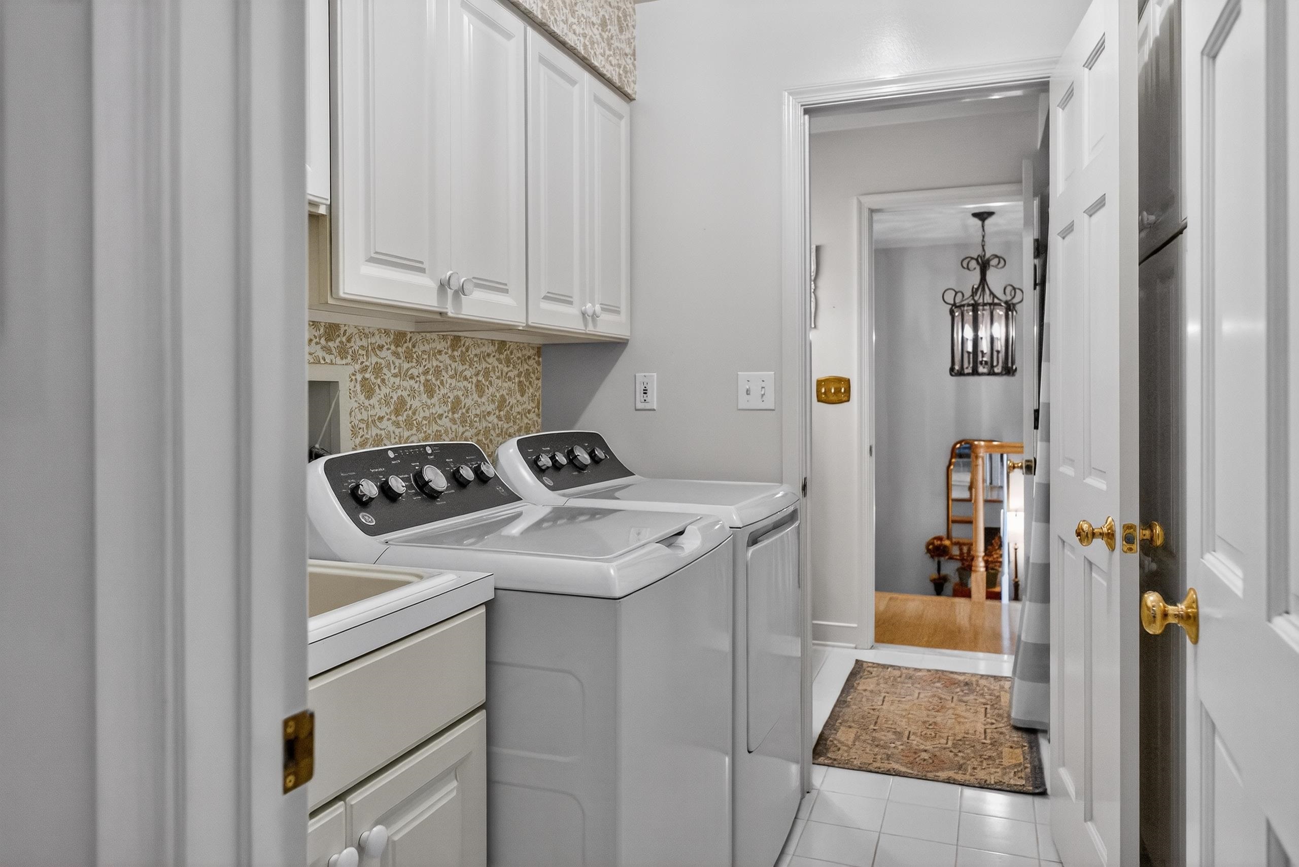 829 GREENWAY CIR, WAYNESBORO, Virginia 22980, 4 Bedrooms Bedrooms, ,3 BathroomsBathrooms,Residential,829 GREENWAY CIR,673652 MLS # 673652