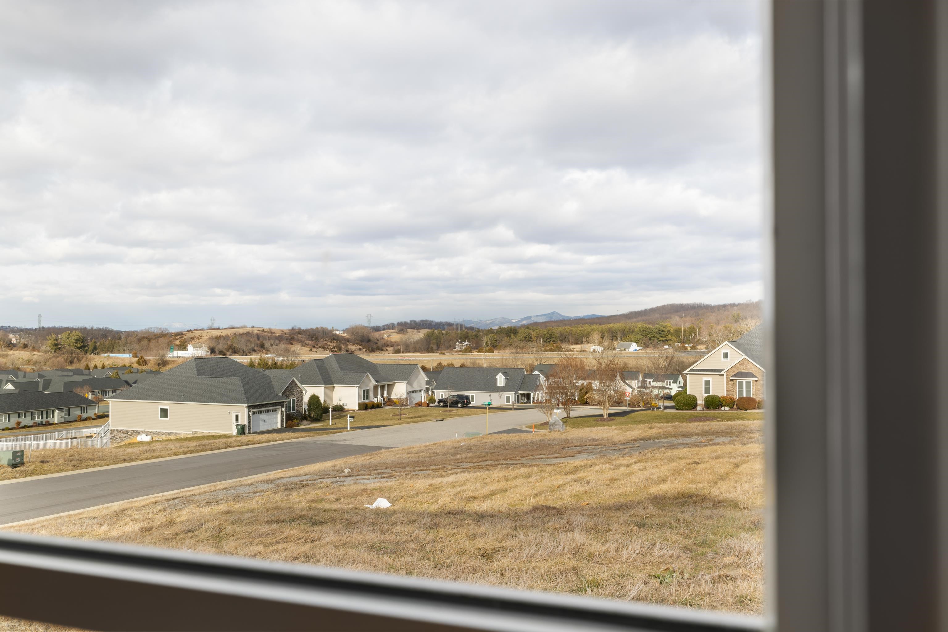 45 ROLLING OAKS DR, FISHERSVILLE, Virginia 22939, 3 Bedrooms Bedrooms, ,2 BathroomsBathrooms,Residential,45 ROLLING OAKS DR,673653 MLS # 673653