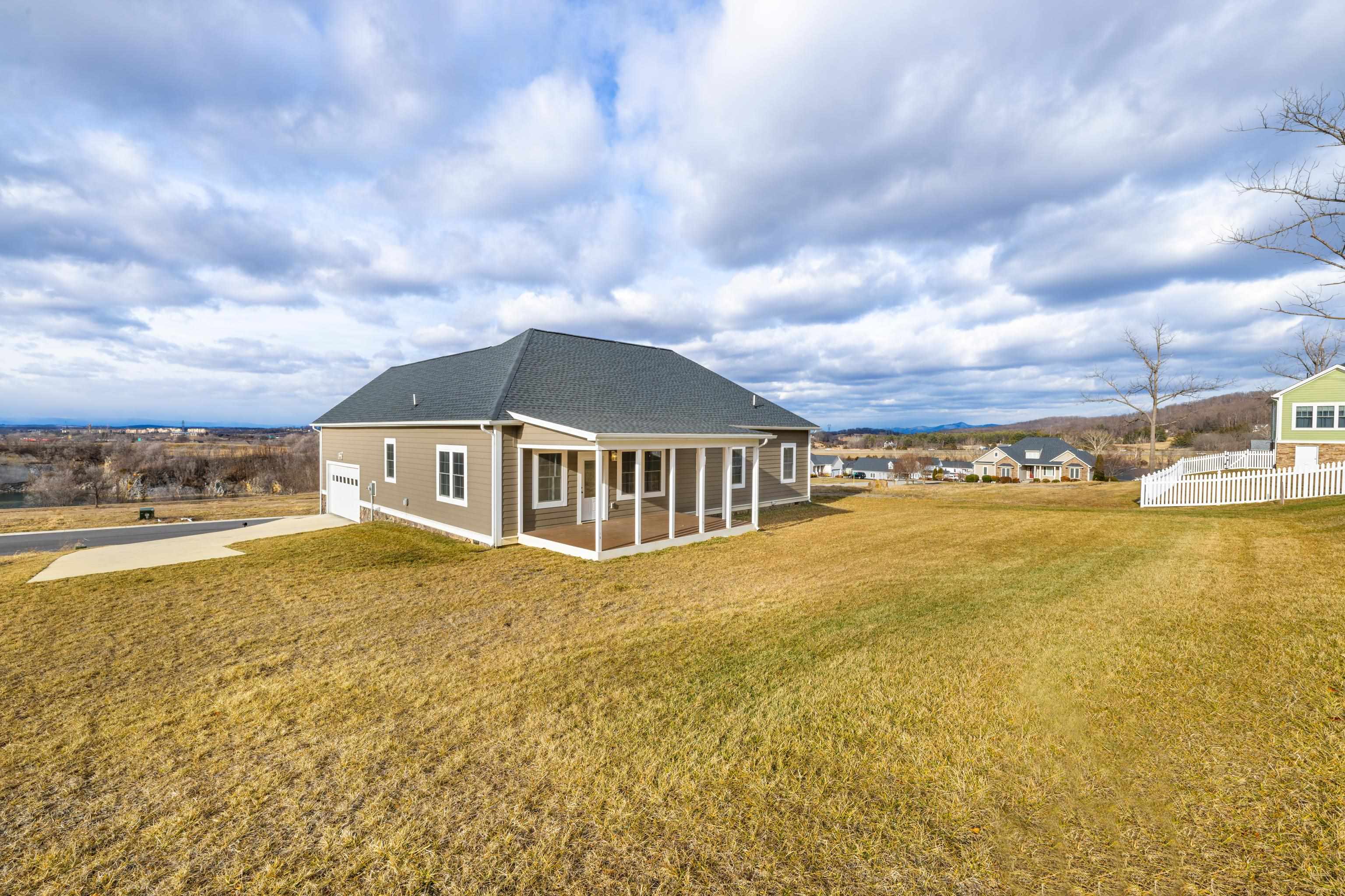 45 ROLLING OAKS DR, FISHERSVILLE, Virginia 22939, 3 Bedrooms Bedrooms, ,2 BathroomsBathrooms,Residential,45 ROLLING OAKS DR,673653 MLS # 673653