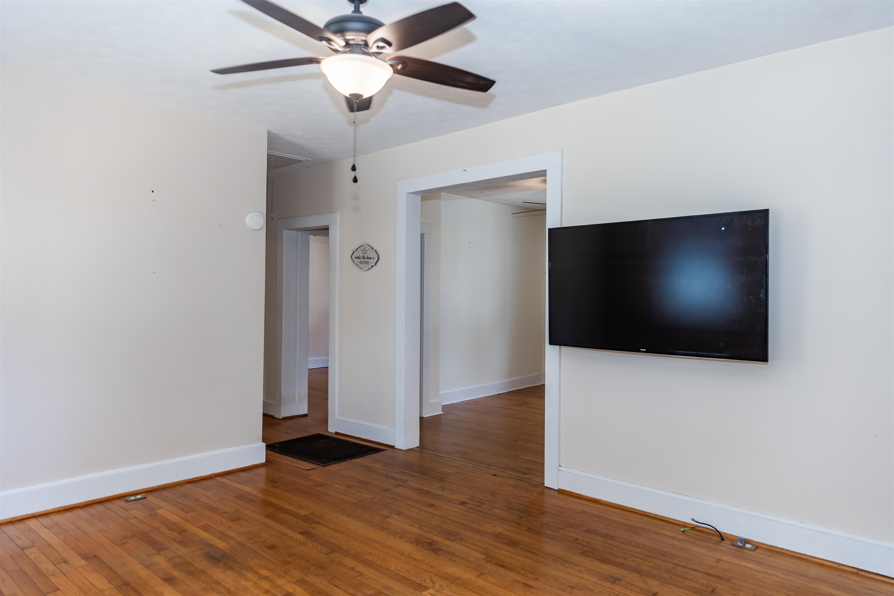 713 NW THORNHILL RD, LEXINGTON, Virginia 24450, 2 Bedrooms Bedrooms, ,1 BathroomBathrooms,Residential,713 NW THORNHILL RD,673655 MLS # 673655 713 NW THORNHILL RD, LEXINGTON, Virginia 24450, 2 Bedrooms Bedrooms, ,1 BathroomBathrooms,Residential,713 NW THORNHILL RD,673655 MLS # 673655