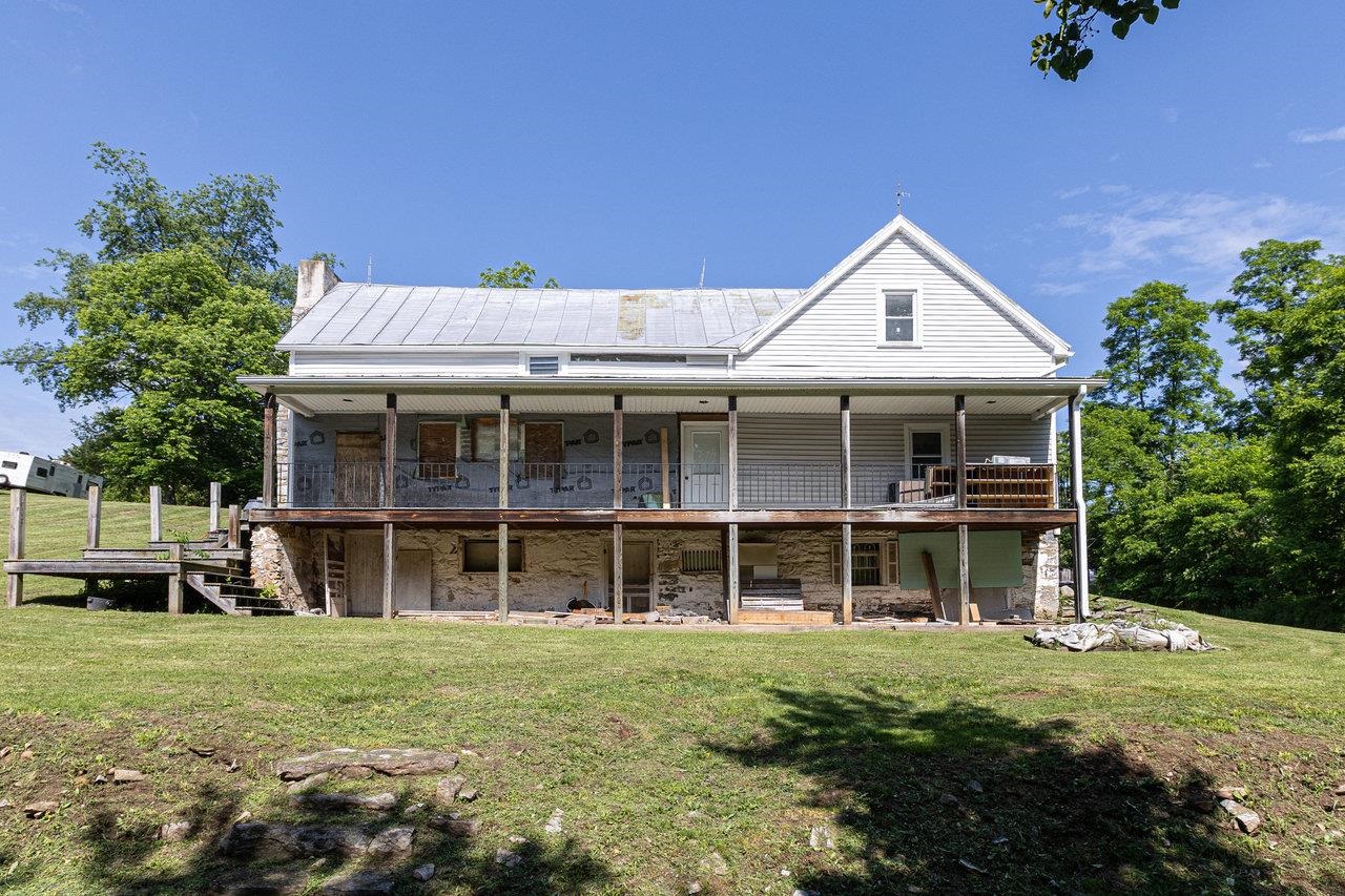 13573 COOLEY SPRING LN, BROADWAY, Virginia 22815, 3 Bedrooms Bedrooms, ,1 BathroomBathrooms,Residential,13573 COOLEY SPRING LN,673660 MLS # 673660