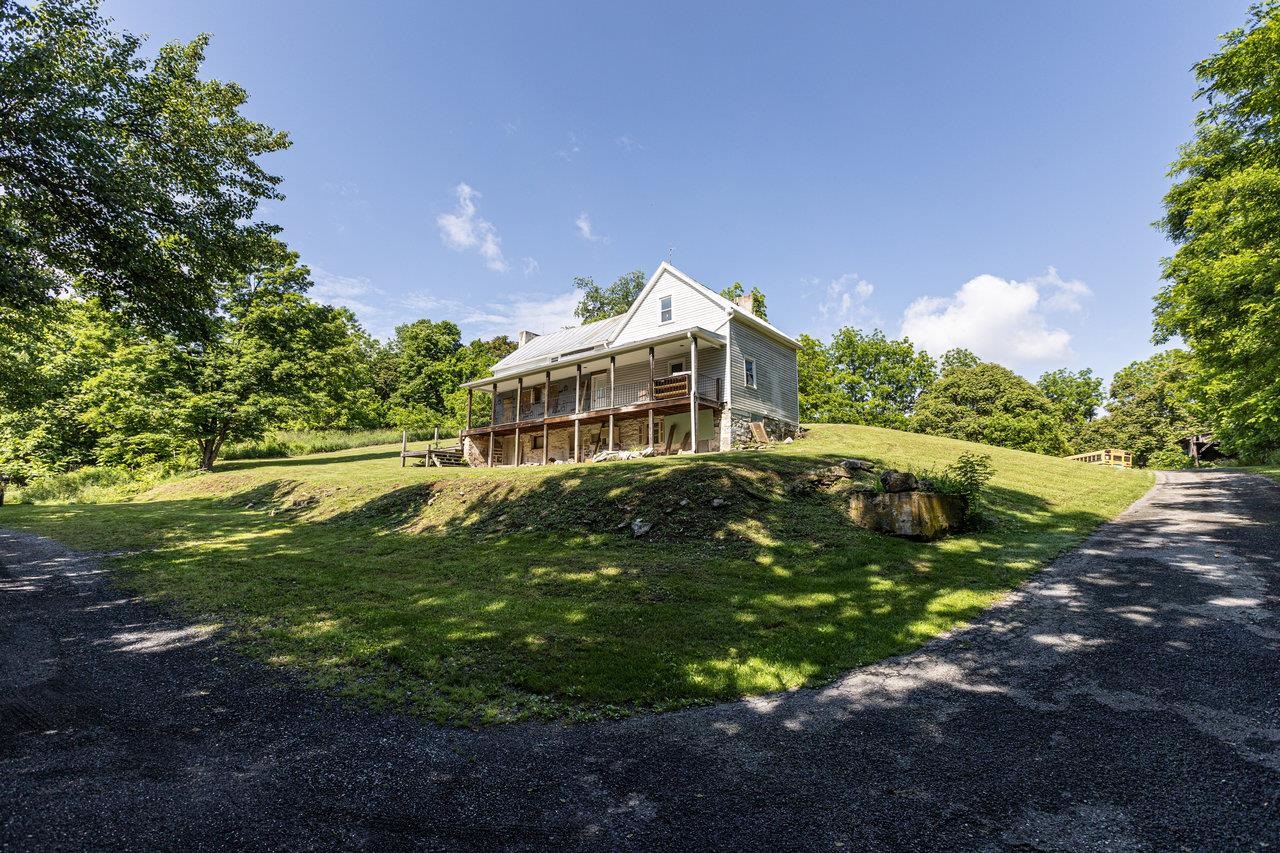 13573 COOLEY SPRING LN, BROADWAY, Virginia 22815, 3 Bedrooms Bedrooms, ,1 BathroomBathrooms,Residential,13573 COOLEY SPRING LN,673660 MLS # 673660