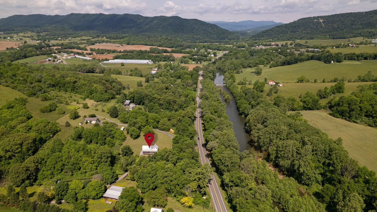 13573 COOLEY SPRING LN, BROADWAY, Virginia 22815, 3 Bedrooms Bedrooms, ,1 BathroomBathrooms,Residential,13573 COOLEY SPRING LN,673660 MLS # 673660