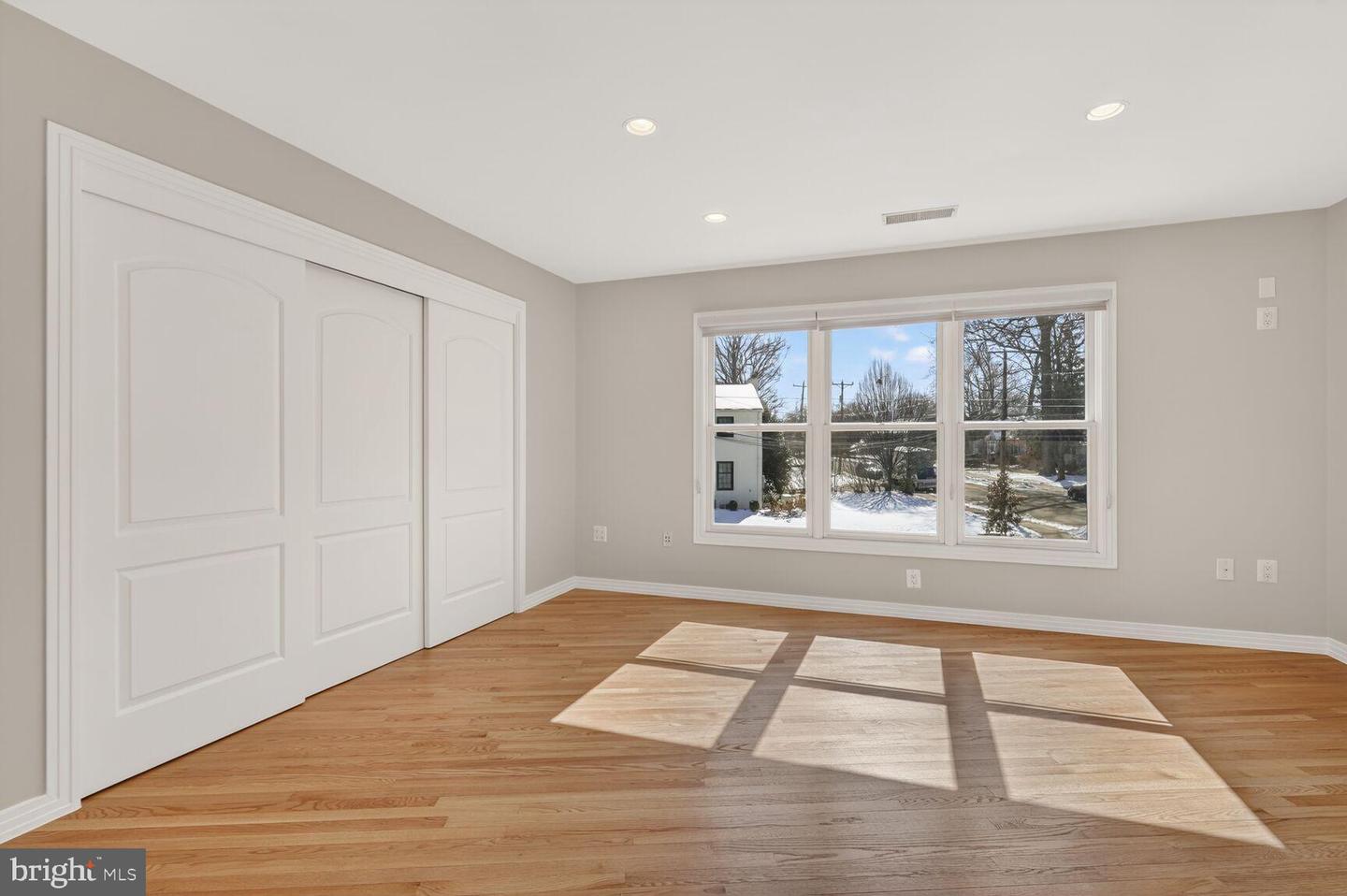 2733 N LEXINGTON ST N, ARLINGTON, Virginia 22207, 4 Bedrooms Bedrooms, 19 Rooms Rooms,3 BathroomsBathrooms,Residential,For sale,2733 N LEXINGTON ST N,VAAR2067944 MLS # VAAR2067944 2733 N LEXINGTON ST N, ARLINGTON, Virginia 22207, 4 Bedrooms Bedrooms, 19 Rooms Rooms,3 BathroomsBathrooms,Residential,For sale,2733 N LEXINGTON ST N,VAAR2067944 MLS # VAAR2067944