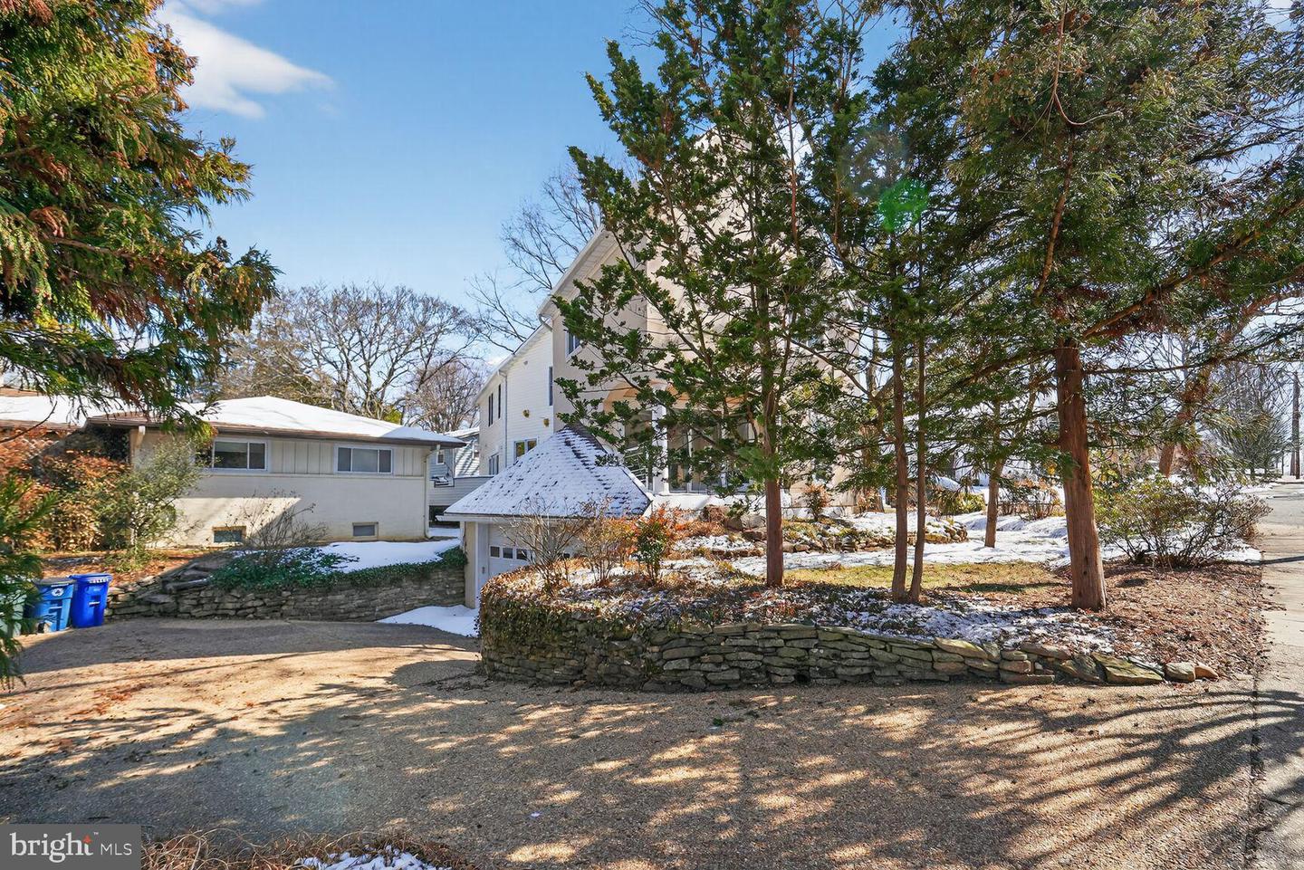 2733 N LEXINGTON ST N, ARLINGTON, Virginia 22207, 4 Bedrooms Bedrooms, 19 Rooms Rooms,3 BathroomsBathrooms,Residential,For sale,2733 N LEXINGTON ST N,VAAR2067944 MLS # VAAR2067944 2733 N LEXINGTON ST N, ARLINGTON, Virginia 22207, 4 Bedrooms Bedrooms, 19 Rooms Rooms,3 BathroomsBathrooms,Residential,For sale,2733 N LEXINGTON ST N,VAAR2067944 MLS # VAAR2067944