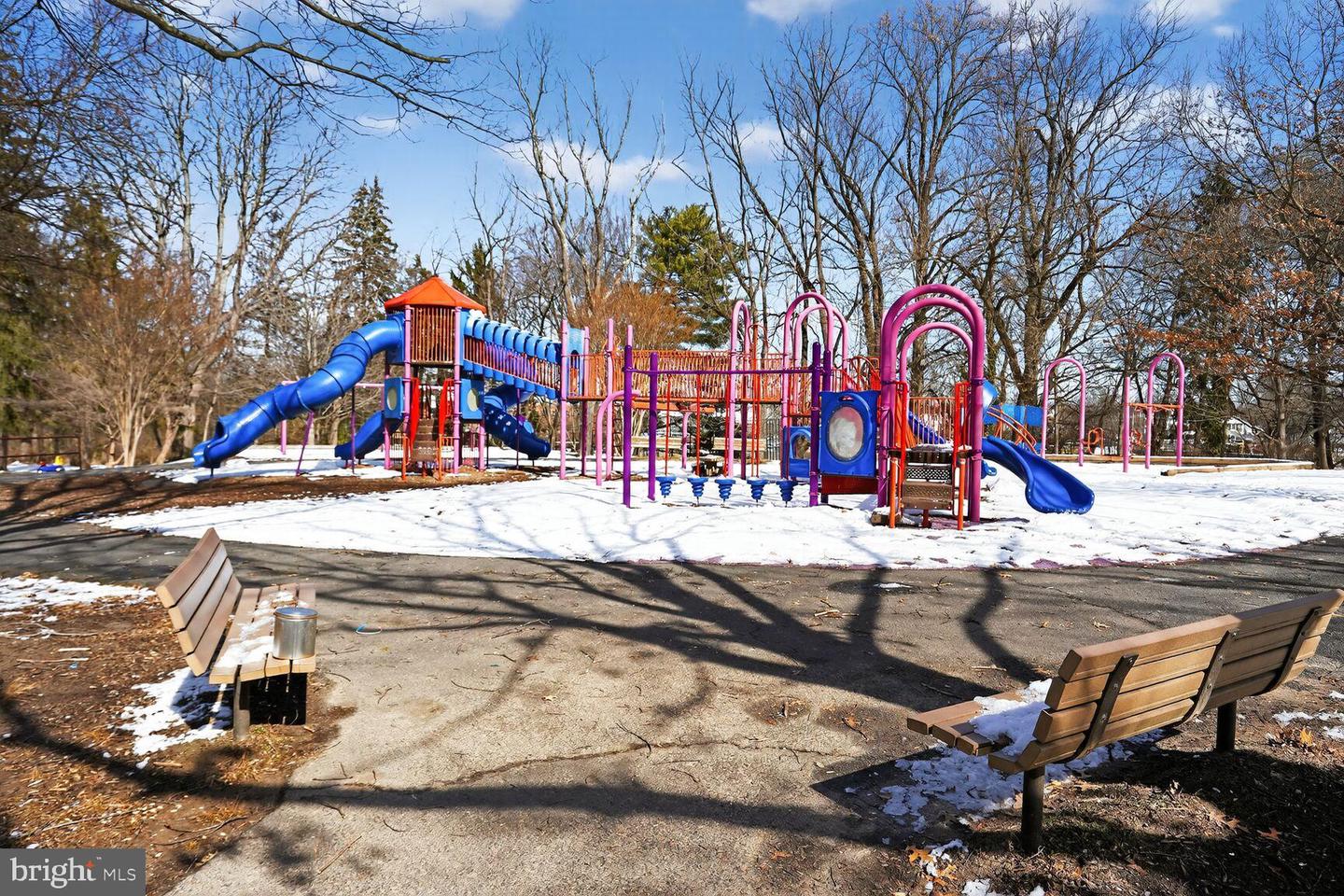 2733 N LEXINGTON ST N, ARLINGTON, Virginia 22207, 4 Bedrooms Bedrooms, 19 Rooms Rooms,3 BathroomsBathrooms,Residential,For sale,2733 N LEXINGTON ST N,VAAR2067944 MLS # VAAR2067944 2733 N LEXINGTON ST N, ARLINGTON, Virginia 22207, 4 Bedrooms Bedrooms, 19 Rooms Rooms,3 BathroomsBathrooms,Residential,For sale,2733 N LEXINGTON ST N,VAAR2067944 MLS # VAAR2067944