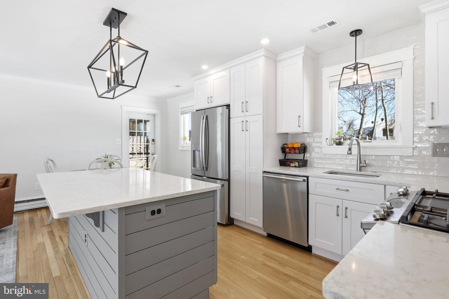 3817 REN RD, FAIRFAX, Virginia 22030, 3 Bedrooms Bedrooms, ,2 BathroomsBathrooms,Residential,For sale,3817 REN RD,VAFC2007696 MLS # VAFC2007696 3817 REN RD, FAIRFAX, Virginia 22030, 3 Bedrooms Bedrooms, ,2 BathroomsBathrooms,Residential,For sale,3817 REN RD,VAFC2007696 MLS # VAFC2007696