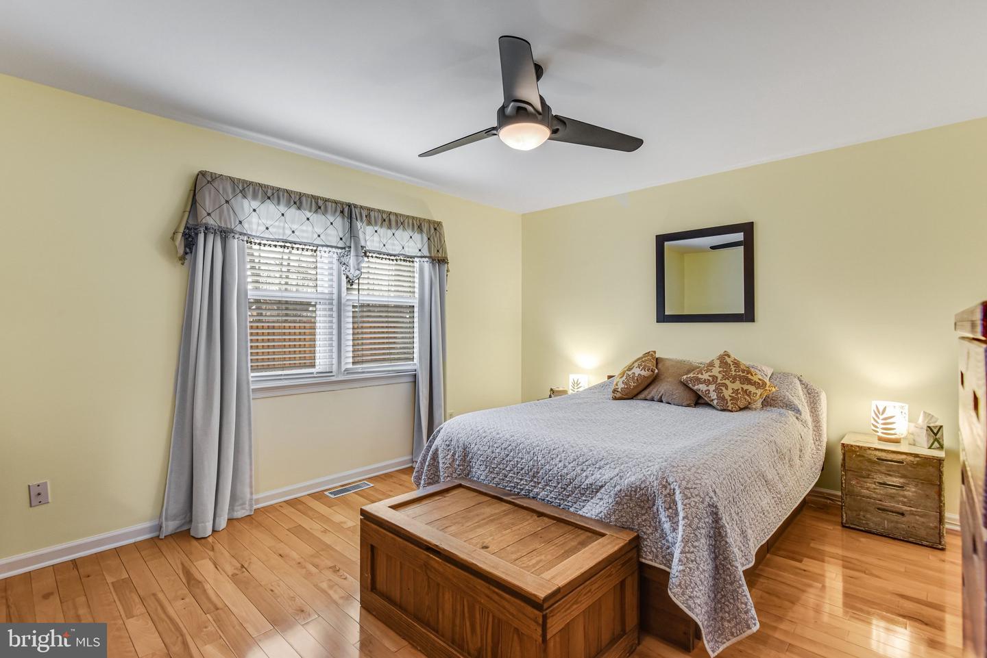 5767 BENFORD DR, HAYMARKET, Virginia 20169, 5 Bedrooms Bedrooms, ,3 BathroomsBathrooms,Residential,For sale,5767 BENFORD DR,VAPW2111020 MLS # VAPW2111020