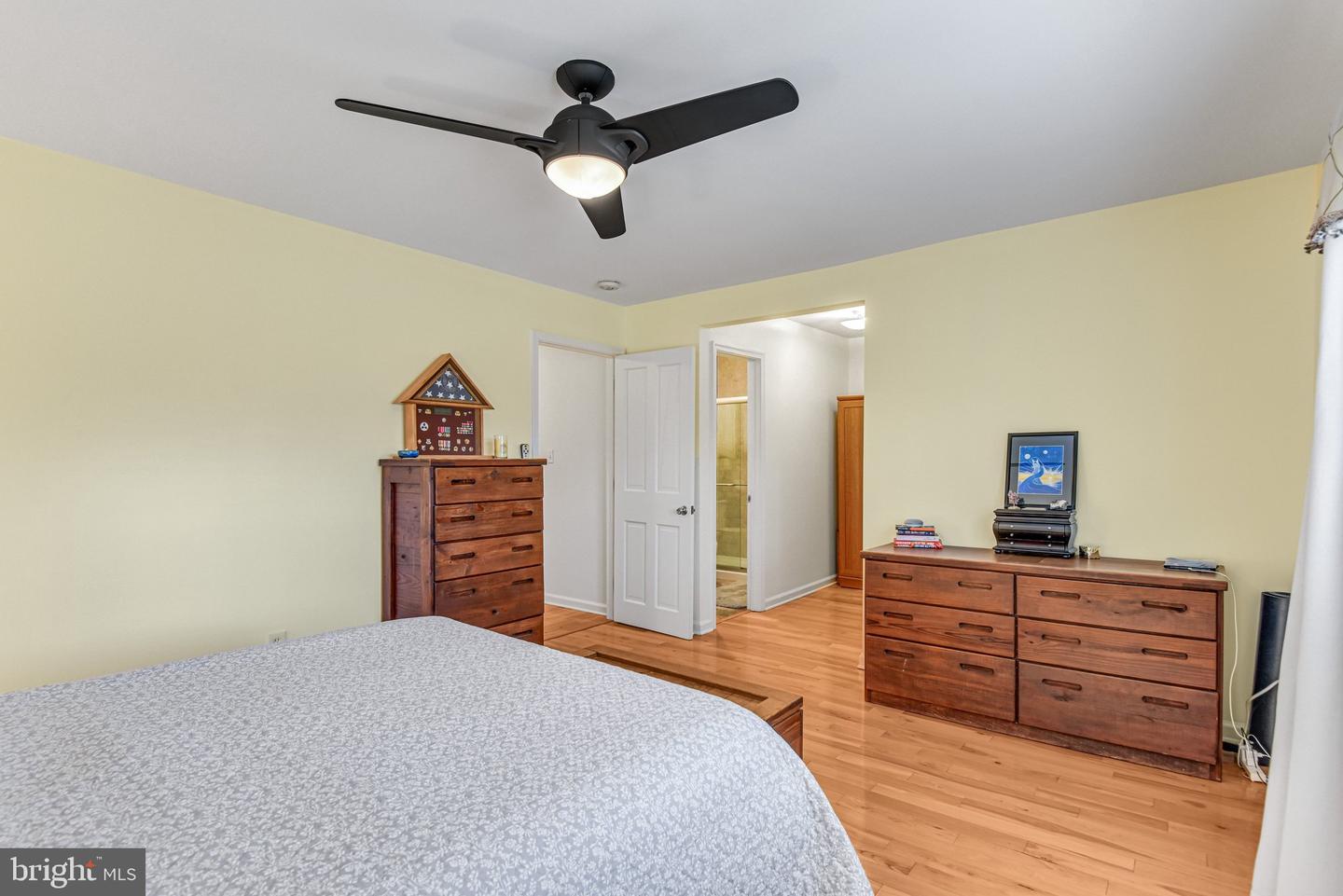 5767 BENFORD DR, HAYMARKET, Virginia 20169, 5 Bedrooms Bedrooms, ,3 BathroomsBathrooms,Residential,For sale,5767 BENFORD DR,VAPW2111020 MLS # VAPW2111020