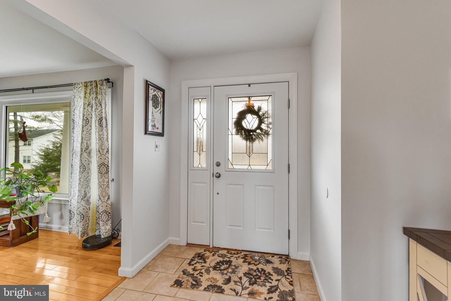 5767 BENFORD DR, HAYMARKET, Virginia 20169, 5 Bedrooms Bedrooms, ,3 BathroomsBathrooms,Residential,For sale,5767 BENFORD DR,VAPW2111020 MLS # VAPW2111020