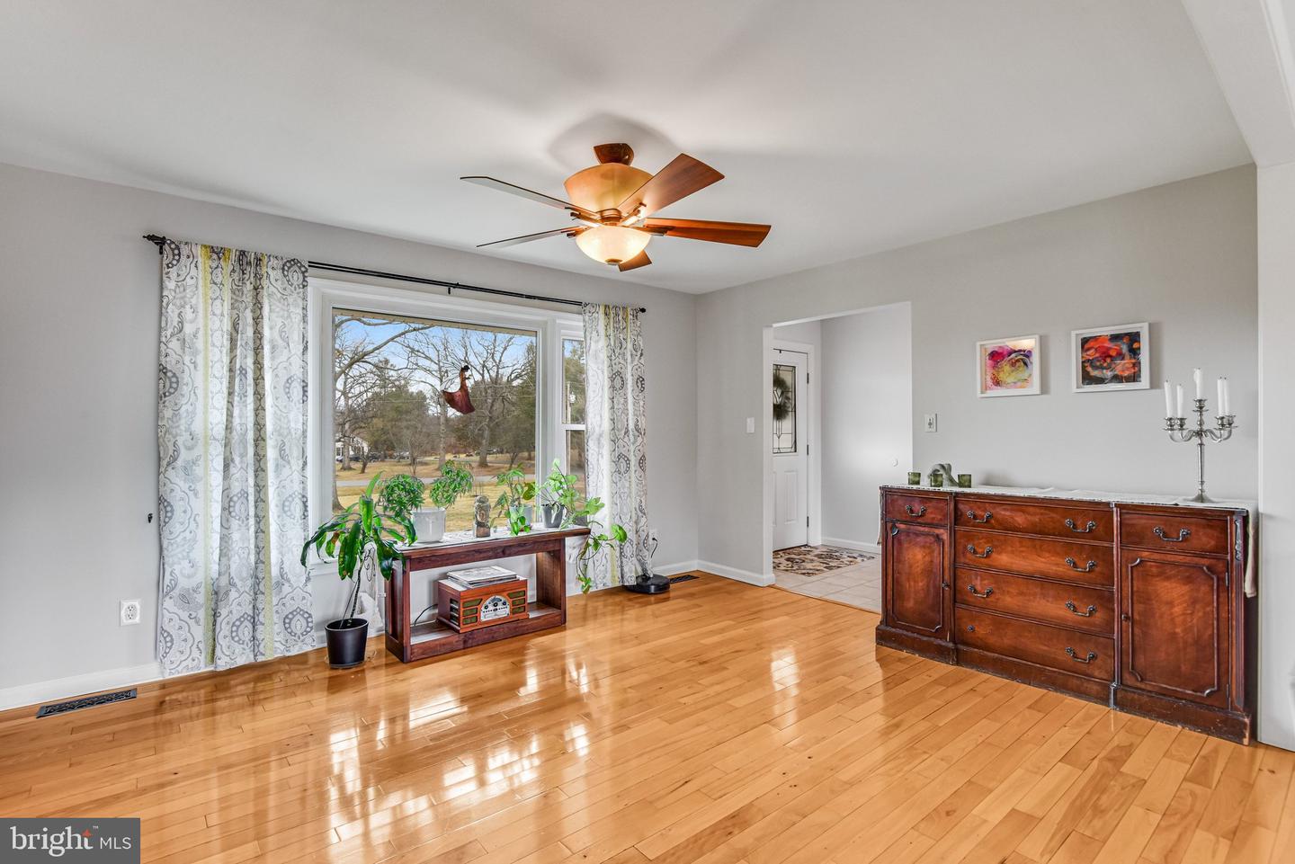 5767 BENFORD DR, HAYMARKET, Virginia 20169, 5 Bedrooms Bedrooms, ,3 BathroomsBathrooms,Residential,For sale,5767 BENFORD DR,VAPW2111020 MLS # VAPW2111020