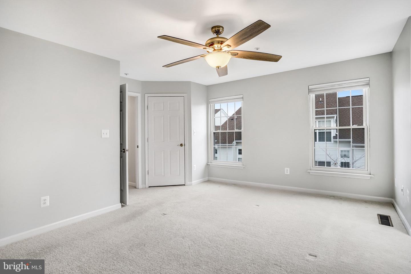 6610 THACKWELL WAY #2102, ALEXANDRIA, Virginia 22315, 2 Bedrooms Bedrooms, ,2 BathroomsBathrooms,Residential,For sale,6610 THACKWELL WAY #2102,VAFX2287046 MLS # VAFX2287046 6610 THACKWELL WAY #2102, ALEXANDRIA, Virginia 22315, 2 Bedrooms Bedrooms, ,2 BathroomsBathrooms,Residential,For sale,6610 THACKWELL WAY #2102,VAFX2287046 MLS # VAFX2287046