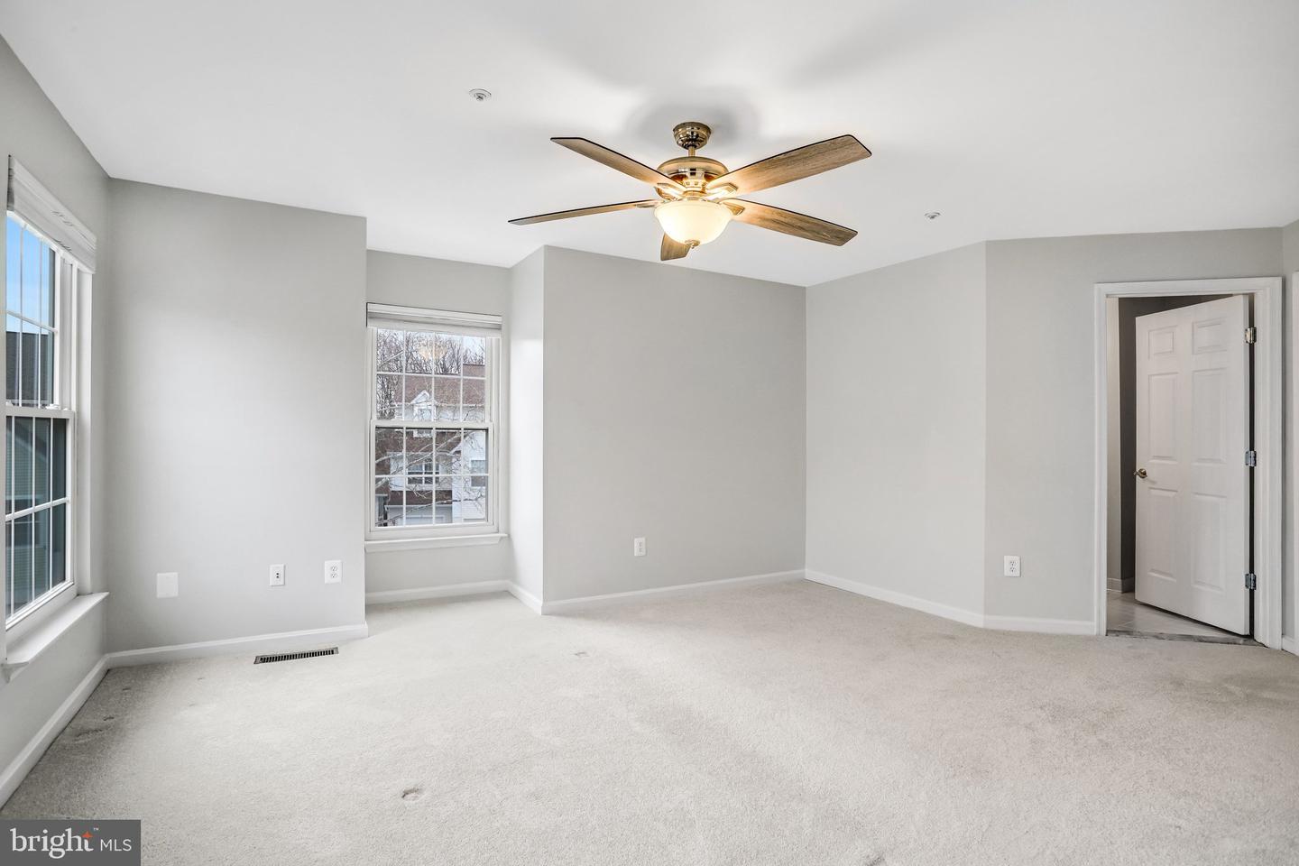 6610 THACKWELL WAY #2102, ALEXANDRIA, Virginia 22315, 2 Bedrooms Bedrooms, ,2 BathroomsBathrooms,Residential,For sale,6610 THACKWELL WAY #2102,VAFX2287046 MLS # VAFX2287046 6610 THACKWELL WAY #2102, ALEXANDRIA, Virginia 22315, 2 Bedrooms Bedrooms, ,2 BathroomsBathrooms,Residential,For sale,6610 THACKWELL WAY #2102,VAFX2287046 MLS # VAFX2287046