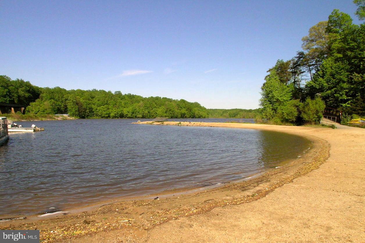 5937 ATTEENTEE RD, SPRINGFIELD, Virginia 22150, 4 Bedrooms Bedrooms, ,1 BathroomBathrooms,Residential,For sale,5937 ATTEENTEE RD,VAFX2287084 MLS # VAFX2287084 5937 ATTEENTEE RD, SPRINGFIELD, Virginia 22150, 4 Bedrooms Bedrooms, ,1 BathroomBathrooms,Residential,For sale,5937 ATTEENTEE RD,VAFX2287084 MLS # VAFX2287084