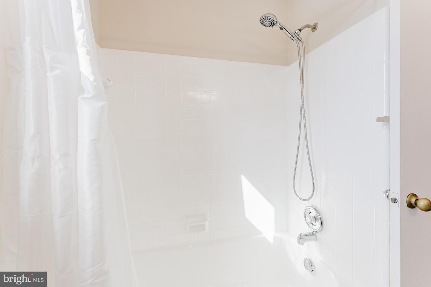 5937 ATTEENTEE RD, SPRINGFIELD, Virginia 22150, 4 Bedrooms Bedrooms, ,1 BathroomBathrooms,Residential,For sale,5937 ATTEENTEE RD,VAFX2287084 MLS # VAFX2287084 5937 ATTEENTEE RD, SPRINGFIELD, Virginia 22150, 4 Bedrooms Bedrooms, ,1 BathroomBathrooms,Residential,For sale,5937 ATTEENTEE RD,VAFX2287084 MLS # VAFX2287084