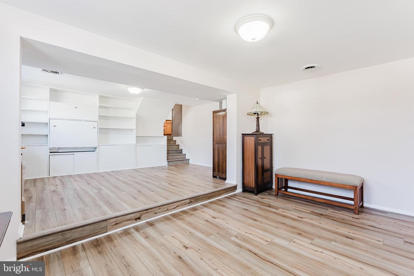 5937 ATTEENTEE RD, SPRINGFIELD, Virginia 22150, 4 Bedrooms Bedrooms, ,1 BathroomBathrooms,Residential,For sale,5937 ATTEENTEE RD,VAFX2287084 MLS # VAFX2287084 5937 ATTEENTEE RD, SPRINGFIELD, Virginia 22150, 4 Bedrooms Bedrooms, ,1 BathroomBathrooms,Residential,For sale,5937 ATTEENTEE RD,VAFX2287084 MLS # VAFX2287084