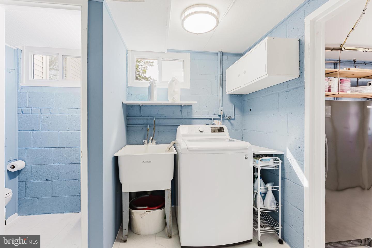 5937 ATTEENTEE RD, SPRINGFIELD, Virginia 22150, 4 Bedrooms Bedrooms, ,1 BathroomBathrooms,Residential,For sale,5937 ATTEENTEE RD,VAFX2287084 MLS # VAFX2287084 5937 ATTEENTEE RD, SPRINGFIELD, Virginia 22150, 4 Bedrooms Bedrooms, ,1 BathroomBathrooms,Residential,For sale,5937 ATTEENTEE RD,VAFX2287084 MLS # VAFX2287084