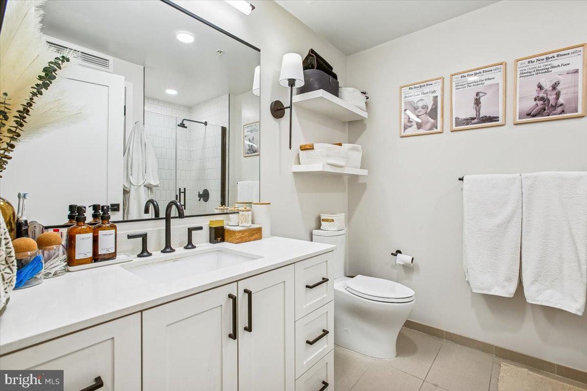 1211 VAN ST SE #902, WASHINGTON, District Of Columbia 20003, 1 Bedroom Bedrooms, ,1 BathroomBathrooms,Residential,For sale,1211 VAN ST SE #902,DCDC2244112 MLS # DCDC2244112